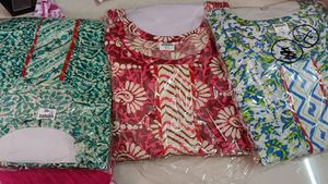 ❤️🥰 Brand New Three Pc Suit ❤️🥰 Colours N Designs Available