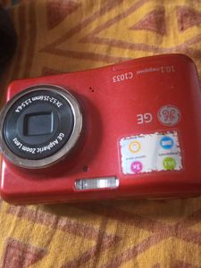GE 10.1 Megapixel Digital Camera