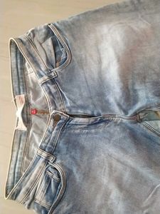 Light Wash Denim Jeans