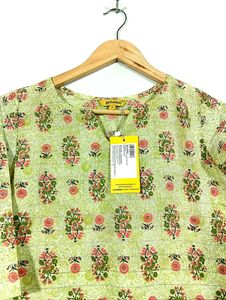 Light Green Floral Kurta Set (Women)