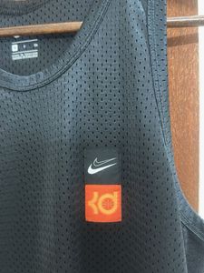 Nike Sleeveless T-Shirt