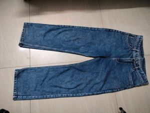 Vintage High-Waisted Jeans
