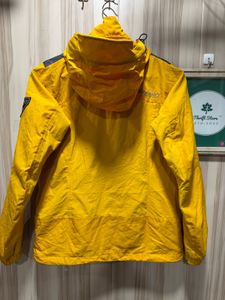 Discovery Expedition Yellow Hooded Jacket