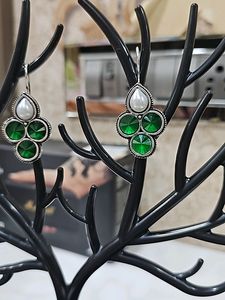 Elegant Green Earrings
