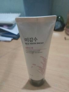 Rice Water Bright Foaming Cleanser