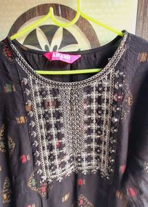Black Kurti