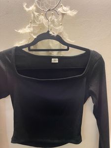 Black Long Sleeve Top