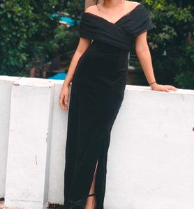 Elegant Black Maxi Dress