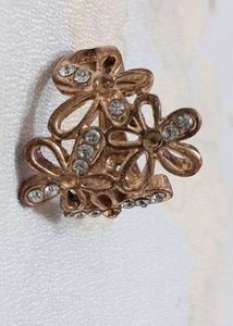 Vintage Floral Rhinestone Pin