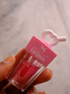 Huda Matte Me Lip Gloss