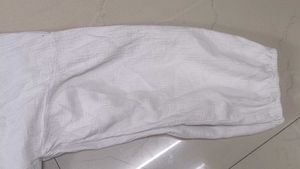 Stylish White Balloon Sleeves Top