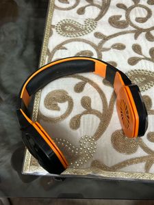 BOAT Wireless Headphones (Without Ear Pads)