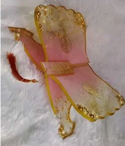 Floral Resin Phone Stand