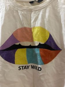 Black Jeans and T shirt