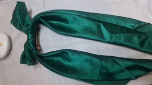 Forever21 Green Bow Hair Accessory