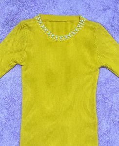 Yellow Top (Winters Wear)