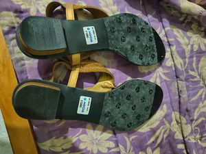 Mochi Slip-on Sandal
