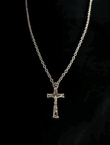 Elegant Silver Jesus Cross Chain ✝️