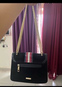 Aldo Chic Black &amp; Gold Chain Shoulder Bag