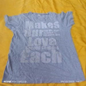 Graphic Print Tee