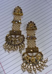 Elegant pearl &amp; Gold jumka
