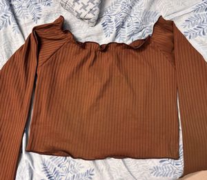 Off Shoulder Crop Top