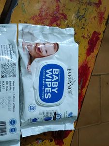 2 Little Smile Dry Feel Baby Pants – Medium 70 pcs