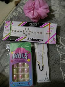 Beauty Bundle: Bindi, Nails, Necklace