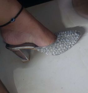 silver pearls heels size6 TODAY SALE🎊