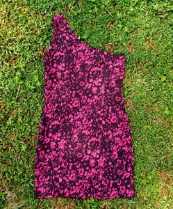 Printed Bodycon Dress With Surprise Freebie