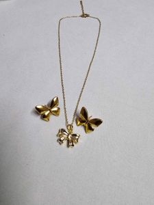 18k Gold Plated Bow Pendant