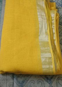 plain linen saree with floral print blouse