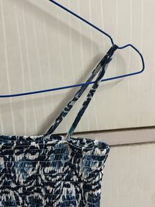 Stretchable Ocean Blue Crop Top