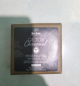 Nat Habit Detox Charcoal Soap