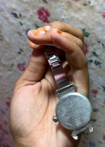 Used Women Fastrack Watch Without Chain..