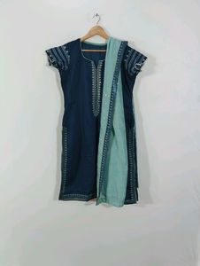 Navy Blue Embroidered Kurta Set (Women)