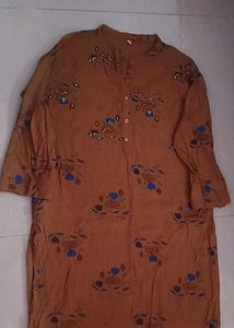 Used Kurtas. Chudithar Pant