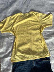 🌸Yellow Graphic Tee 🌸