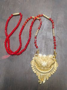 Gold Heart Pendant Necklace