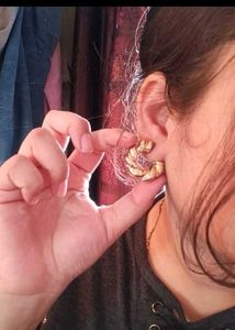 Golden Twistes Hoops