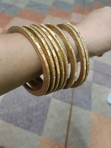 Lac Bangles