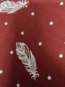 Burgundy Feather Print T-shirt Crop Top