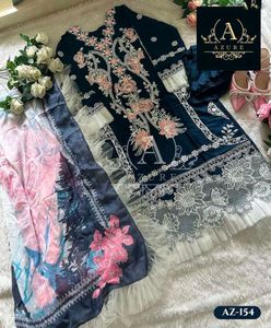 Ethnic Pakistani Suit