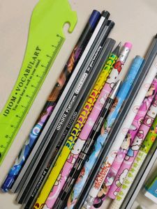 Set Of 14 Pencils 2 Eraser 1 Sharpener Cat Scale