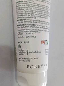 Forever Radiance Face Wash