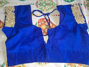 Preloved Saree With Blouse