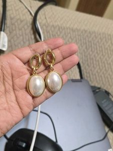 Gold Pearl Earrings