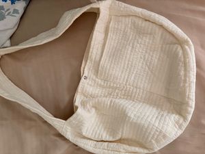 white hobo Korean sling Bag