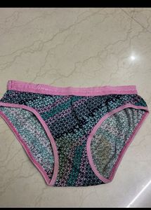 Black Lace Bra And Printed Panty