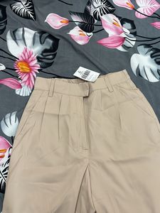 Nude Pants - No Negotiations